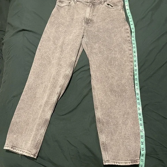 Abercrombie & Fitch Women's Black and Gray Straight Leg Jeans - Picture 3 of 6